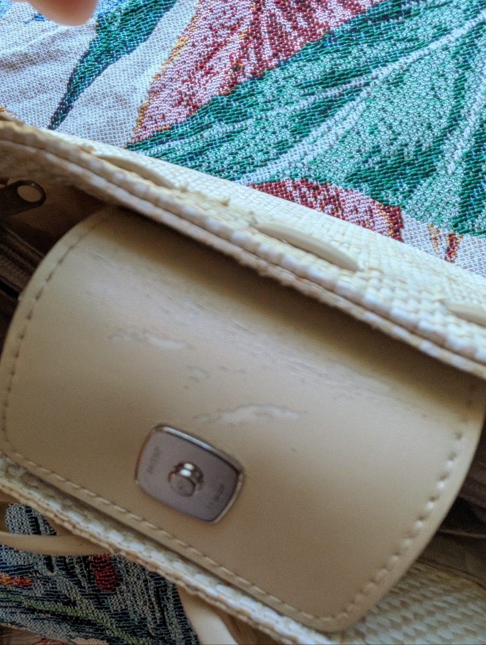 Liz Claiborne Woven Purse With Bow - Picture 14 of 15